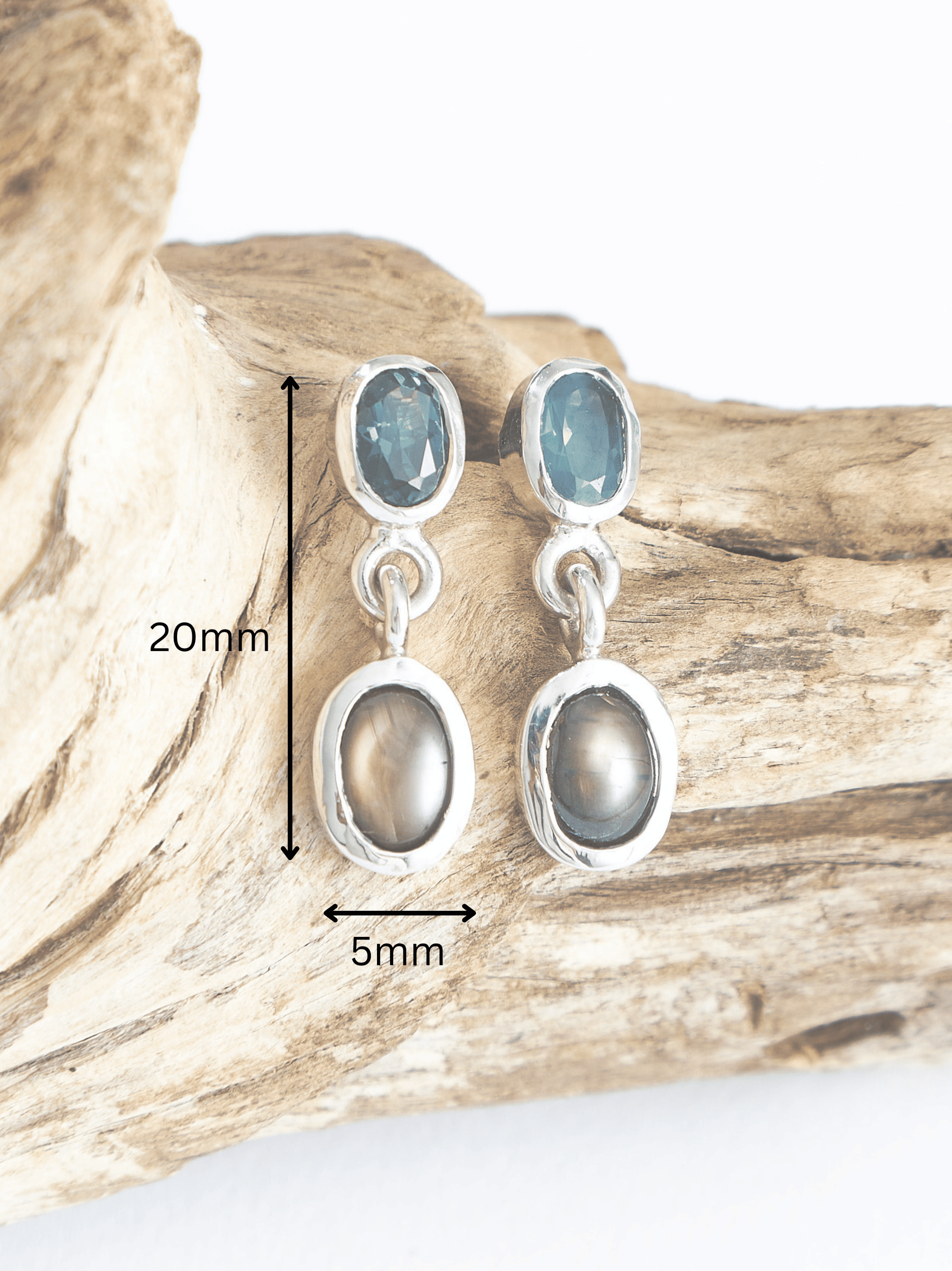 Teal Sapphire with Star Sapphire Silver Drop Earrings measurements