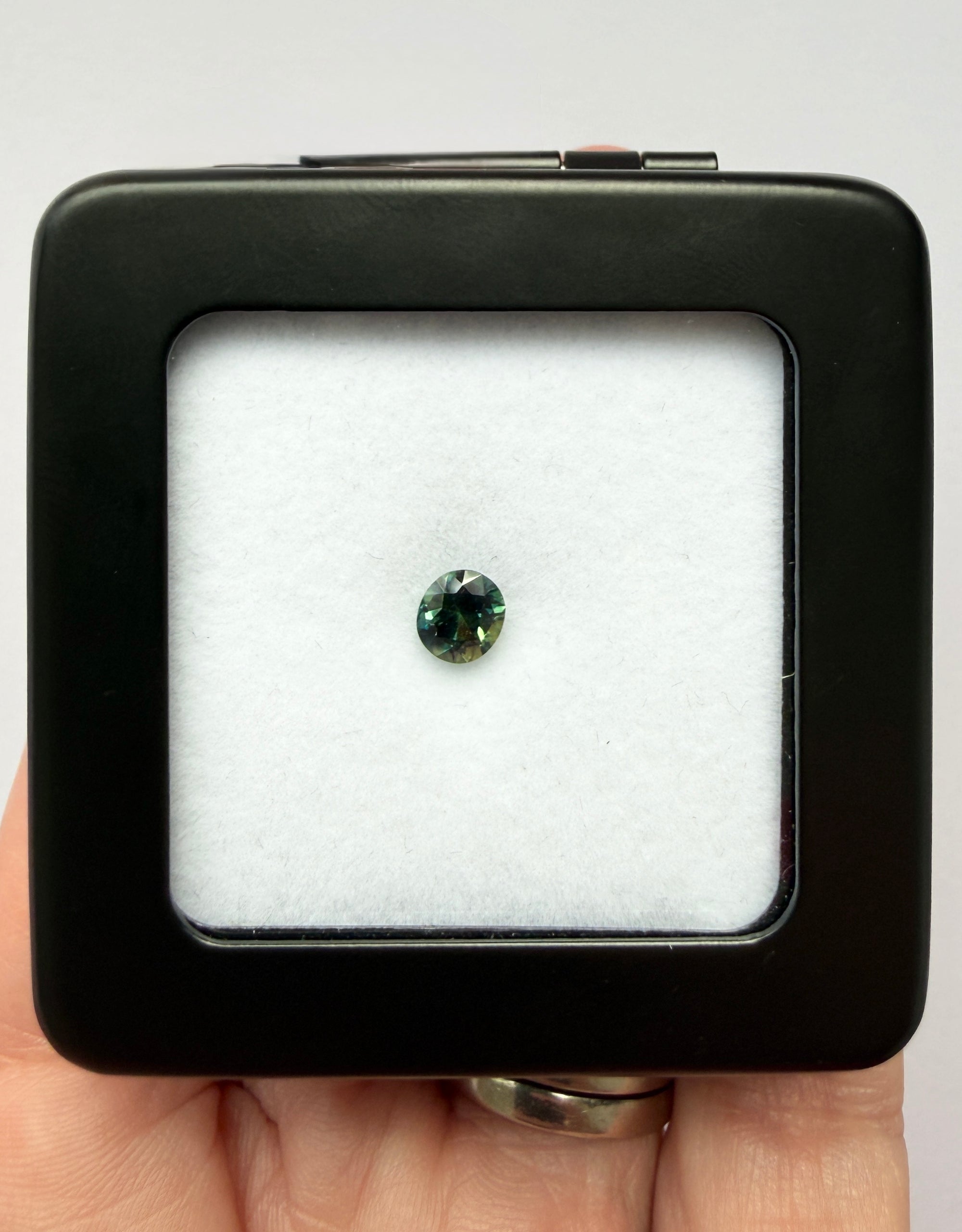 0.97ct Parti Australian Sapphire Oval-cut