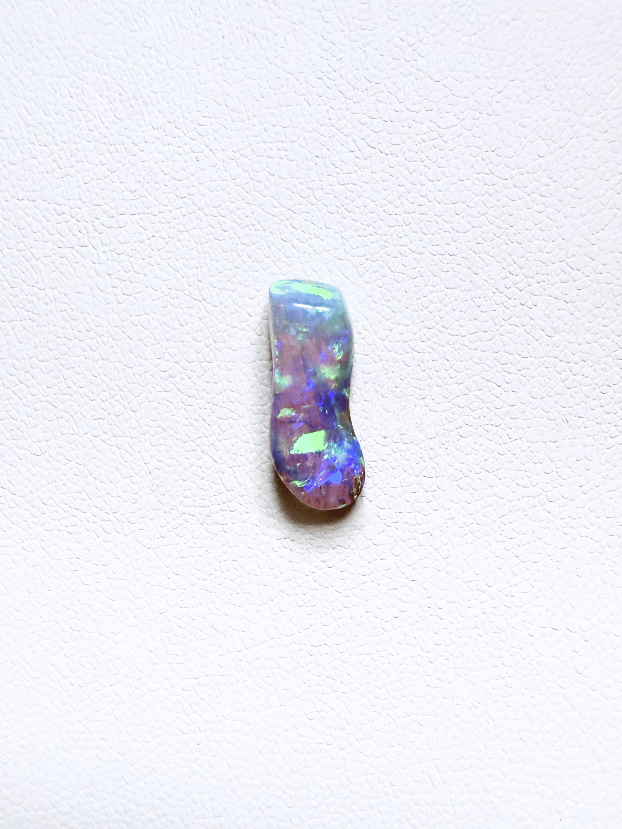 'Wiggle' Crystal Pipe Opal