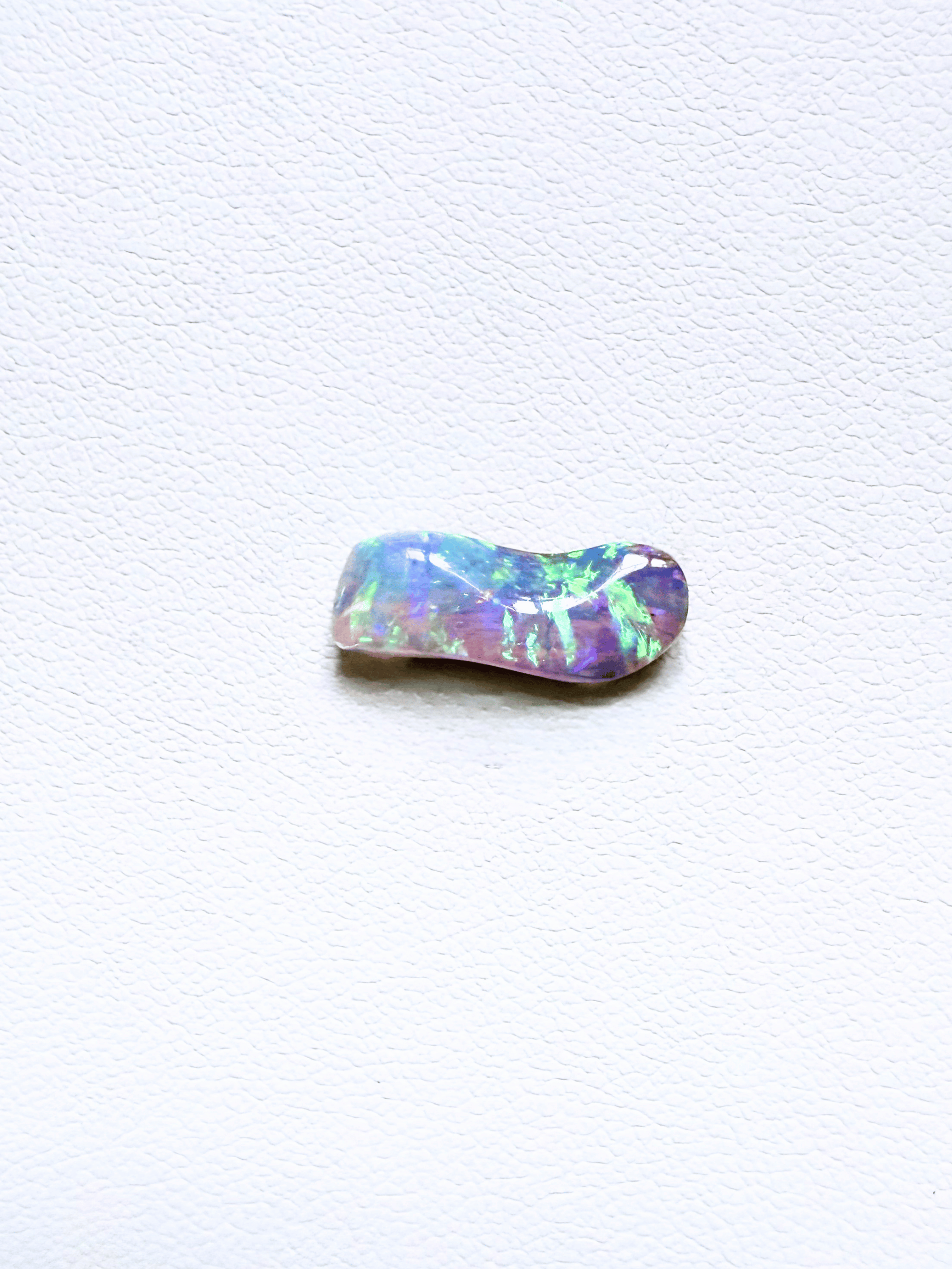 'Wiggle' Crystal Pipe Opal