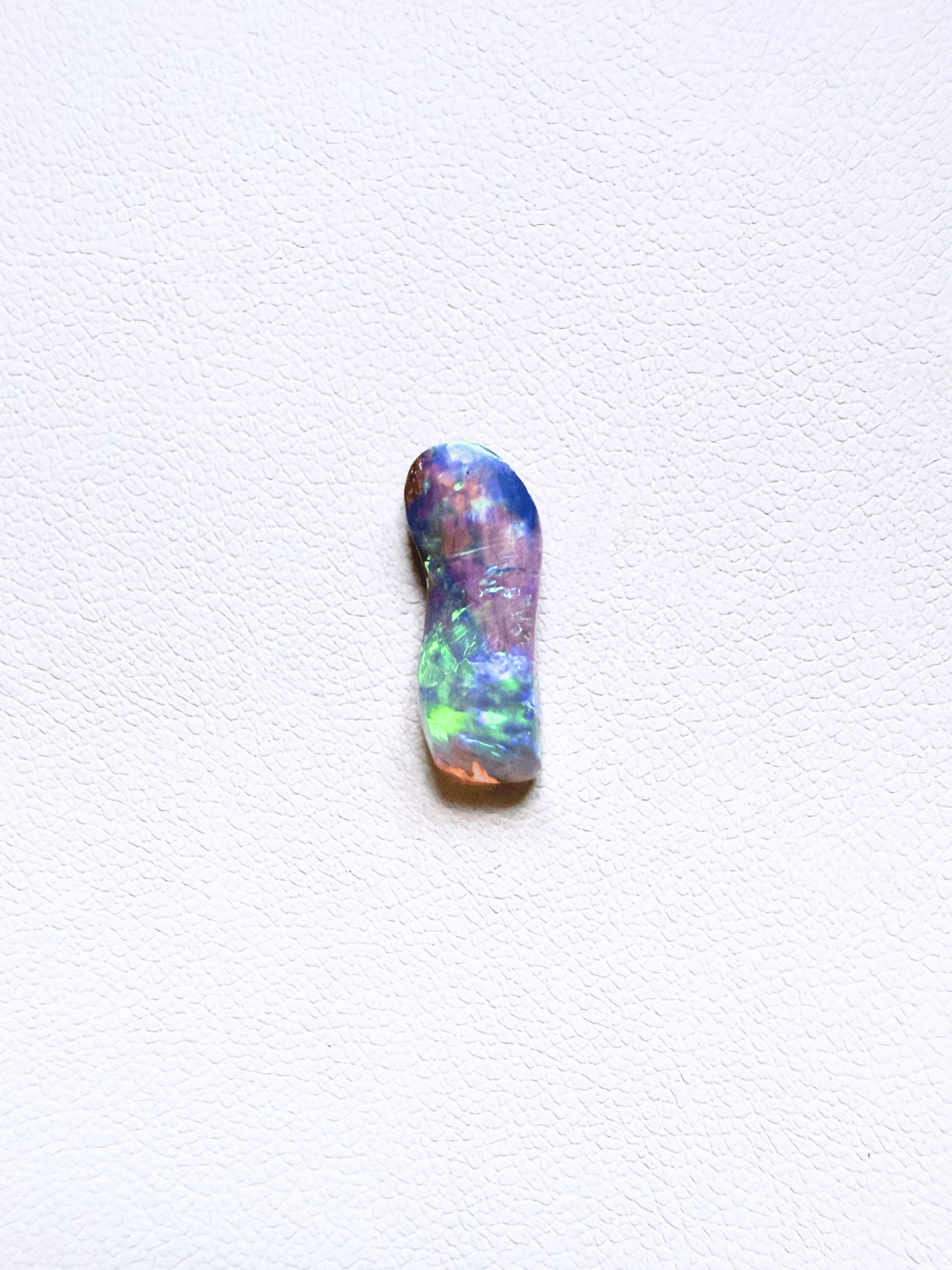 'Wiggle' Crystal Pipe Opal